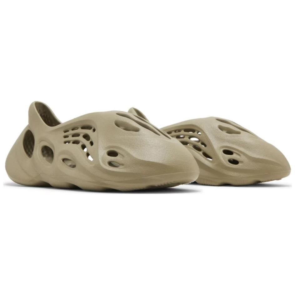Yeezy Foam Runner 'Stone Salt'